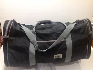 High Sierra 24x11x12" Black Duffle Gym Bag w/ Shoulder strap - Picture 1 of 5