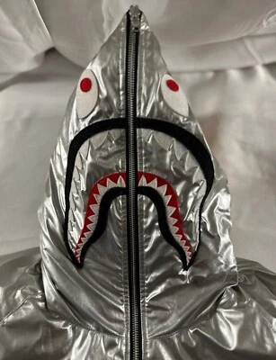 A Bathing Ape BAPE xxl us xl 太空迷彩 鲨鱼 连帽衫 羽绒外套 羽绒夹克 — 第 1/4 张图片