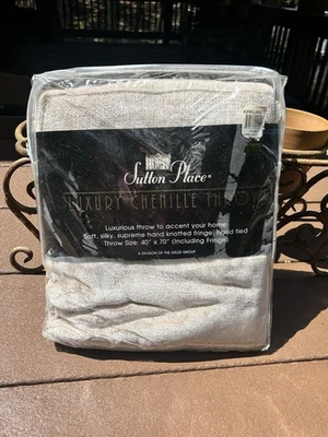 Sutton Place Luxury Chenille Throw 40”x70”~NUEVO~Taupe~SUAVE Foto 1 de 3