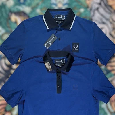 Camisa Polo Raf Simons Fred Perry Manga Corta Bordada Azul 38 Paquete De 2 Foto 1 de 4
