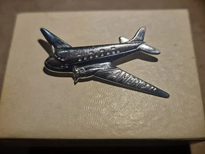 American Airlines Vintage 1950's DC-3 Sterling Silver Airplane Pin - Picture 1 of 2