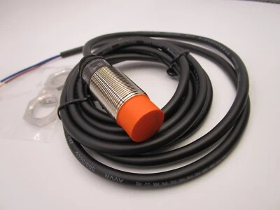 PR18-8AC Genuine AUTONICS  Proximity Inductive Sensor FAST SHIPPING - Image 1 of 4