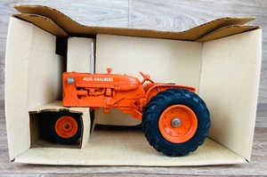 Spec-Cast Allis - Chalmers D-14 1/16 Scale Die-Cast Metal Toy Tractor in Box - Picture 1 of 17