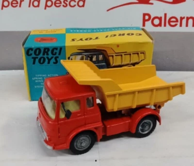 CORGI TOYS 1/43 BEDFORD TIPPER TRUCK    ITEM 494  RARO VINTAGE - Immagine 1 di 4