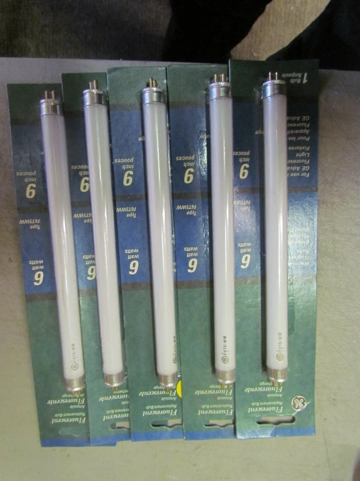 Lot of 5 GE 81471 Fluorescent Lamps F6T5/WW/SCB Bi-Pin Base 9 Inch 6 Watt Bi Pin - Image 1 of 1