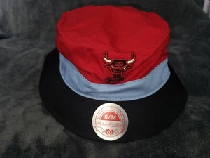 NBA CHICAGO BULLS MITCHELL & NESS MENS BUCKET HAT RED BLUE BLACK NEW SMALL MED - Picture 1 of 5