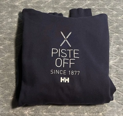 Sudadera con Capucha HH Helly Hansen Talla Grande Azul Oscuro “Piste Off Since 1877” Tema de Esquí *USADA EN EXCELENTE ESTADO Foto 1 de 4