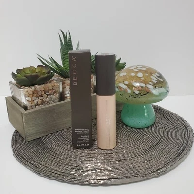 Becca Shimmering Skin Perfector Liquid~MOONSTONE~Rare, New In Box, 50ml / 1.7oz - Image 1 of 4