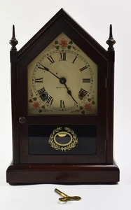 Vintage Seth Thomas Steeple Mantel Clock with Key - NO RESERVE - Photo 1/9