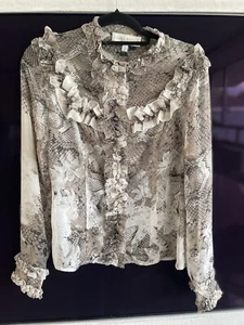 BEAUTIFUL NEW EDINA RONAY WITH BEAUTIFULY DONE FREELS IN FRONT N BACK N SLEEVES - Picture 1 of 7