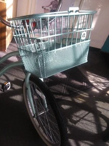 Basket for bicycle front. Ez on Ez off. mint green - Picture 1 of 3
