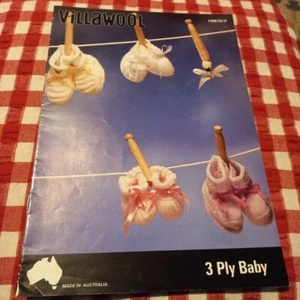 π Villawool 1266 Baby Knitting Book 3ply Patterns 5 Designs Bootees Cardigans - Picture 1 of 9