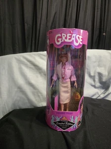 Bambola Grease Frenchy 1998 nuova con scatola edizione limitata - Foto 1 di 11