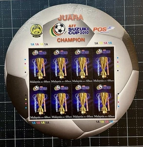Malasia 2010 Sello AFF Suzuki Copa Fútbol Trofeo Souvenir Hoja Inusual - Imagen 1 de 1
