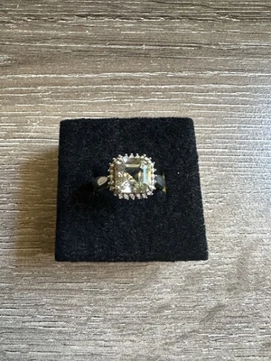 Anillo Michelle Albala de plata de ley 925 prasiolita verde amatista circonita cúbica halo 7 Foto 1 de 4