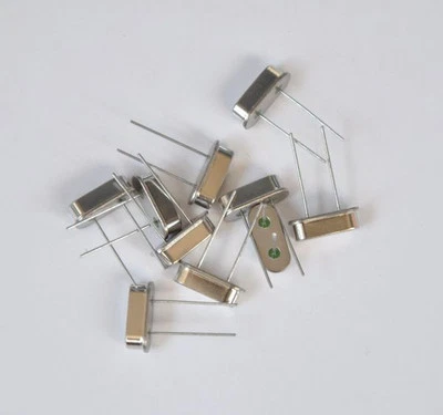 30PCS 10M 10MHz 10.000M 10.000MHz Crystal Quartz Oscillator HC-49S - Image 1 of 4