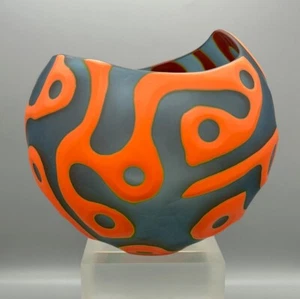 Raro vaso in vetro artistico Ethan Stern 2003 soffiato e intagliato arancione giallo bluastro grigio - Foto 1 di 14
