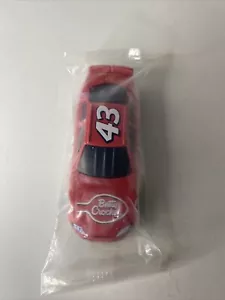 Collectible 1:64 Scale Dodge #43 Betty Crocker Toy Car Richard Petty New Sealed - Picture 1 of 2