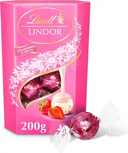 Lindt Lindor Strawberries & Cream Chocolate Truffles Box - Approx 16 Balls 200g - Picture 1 of 9