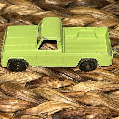 Camioneta pickup Midgetoy verde vintage enganche fundido para cámper hecho en EE. UU. E1 Foto 1 de 4