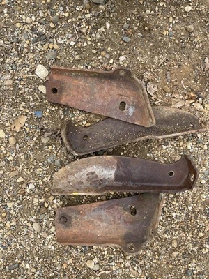 Внутренние кронштейны для переднего бампера 1966 Chevrolet Impala, BelAir - Изображение 1 из 4