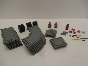 Juego de figuras K'Nex Race Track And Office Depot Tony Stewart Pit Crew - Incompleto - Imagen 1 de 11