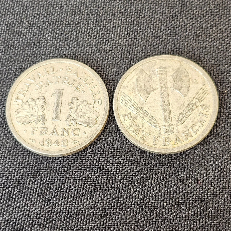 Moneda de aluminio 2 Francia 1 franco 1943 y 1942 Francisque Petain Estado de Vichy  Foto 1 de 4