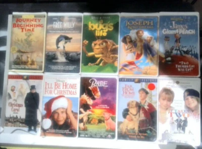 Walt Disney VHS LOT FREE WILLY A Bugs Life James And The Giant Peach CLAMSHELL - Image 1 of 4