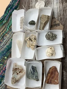 Mini Rock Collection Vintage Estate Lot Thumbnail Specimens, Mineral Lot - Picture 1 of 10
