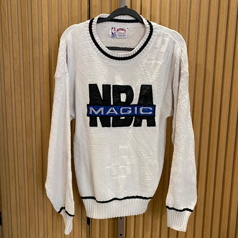 vintage Nutmeg Sweater Adult Small White Magic Orlando Crew Neck Sweatshirt Mens Cover