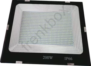 Kit 12 fari led 200watt per campo da tennis. Risultati e soddisfazione garantita - Foto 1 di 1