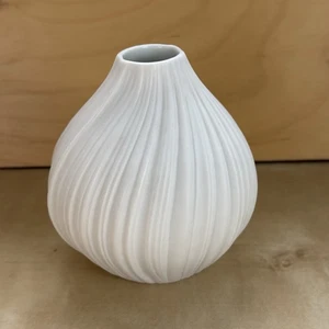 ROSENTHAL Mid Century Porzellan Plissee Vase von Martin Freyer Germany 4,25" - Bild 1 von 9