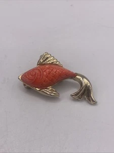 Vintage Hand Carved Coral Koi Fish Pin - Picture 1 of 11