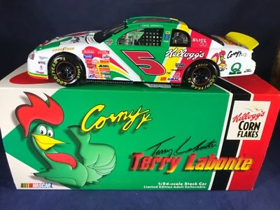 D2-72 TERRY LABONTE #5 KELLOG’S CORNEY - CHEVY MONTE CARLO 1998 - BANCO Foto 1 de 4