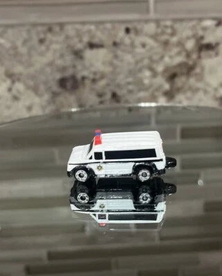 Micro Máquinas Policía Ford Años 70 Furgoneta Personalizada Usada Jugada Con Estado Suelto Foto 1 de 4