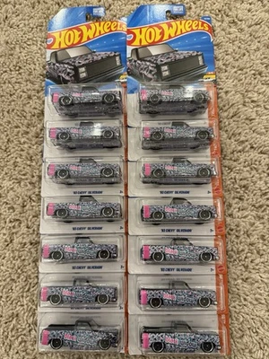 14 2026 Hot Wheels '83 Chevy Silverado Black Widow 3/5 Truckin' a lo largo 42/250 Foto 1 de 2