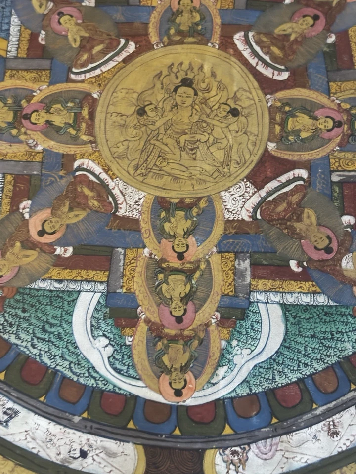 Antigua pintura tibetana de mandala Thangka - Templo Kalachakra dorado pintado a mano Foto 1 de 4