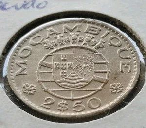 Mozambique 2-1/2 Escudos CuNi Coin 1954 UNC, KM-78, High Grade - Picture 1 of 5