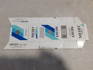 opened empty cigarette hard pack--84 mm-Italy-Merit - Picture 1 of 1