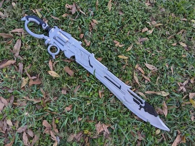 Pistola Final Fantasy 16 de espuma de poliuretano Foto 1 de 3