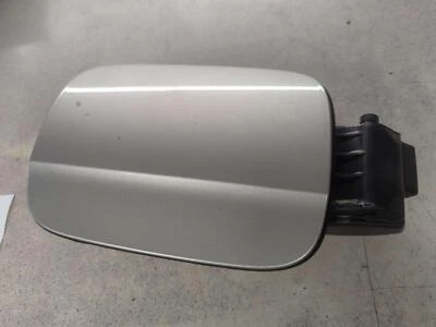 Puerta depósito combustible AUDI A4 SEDAN QUATTRO S LINE 09 10 11 12 13 14 15 16 PLATA 0D0D Foto 1 de 3