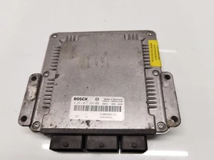 8200309318 CENTRALITA MOTOR UCE / 0281011325 / 8200309329 / 2465419 PARA RENAULT - Imagen 1 de 10