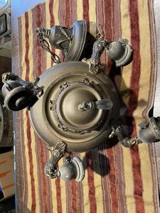 4 Arm Chandelier - Picture 1 of 16