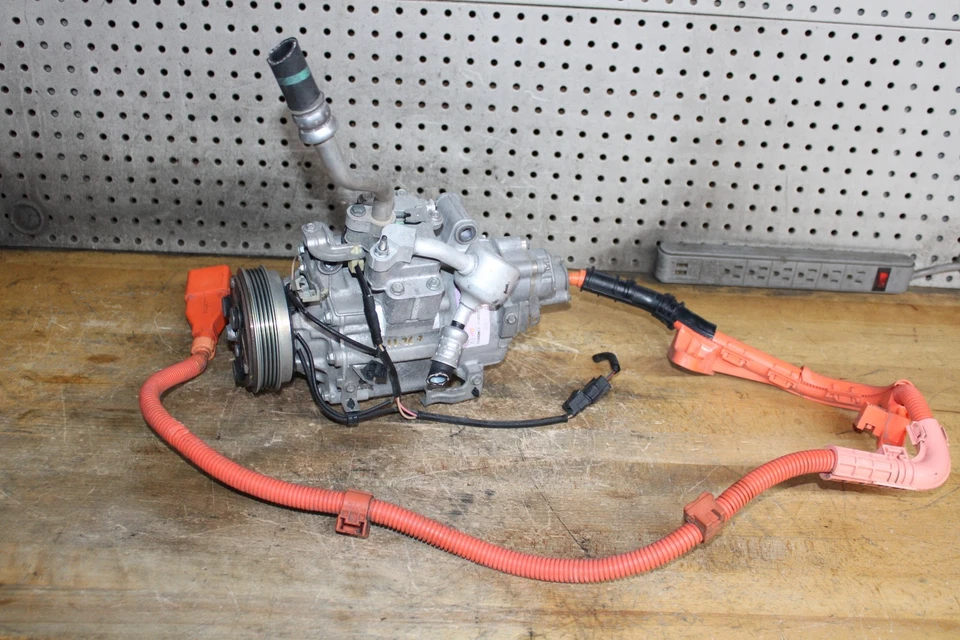 2012 - 2015 Honda Civic Hybrid Acura iLX Hybrid A/C Compressor HBC198 OEM TESTED - Image 1 of 4