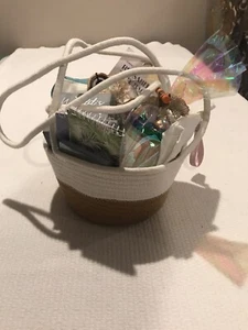 Teacher Appreciation Gift Basket With Favorited Items For Teachers, New W Tags - Picture 1 of 20