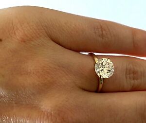 14K Solid Yellow Gold Clear Stone Classy Ladies Engagement Ring Band Size 5.5