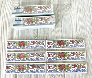 Neu im Karton Listello Floral Scroll Listel Bordüre Fliese Paket 6 Fliesen 1,5"x6" England - Bild 1 von 13