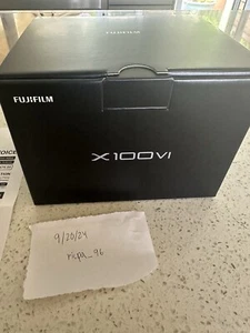 Fujifilm X100VI silver Brand New In Box - Picture 1 of 1