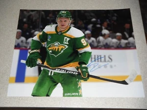 MINNESOTA WILD KARIL KAPRIZOV SIGNED 16X20 - Picture 1 of 1