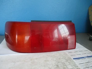 Audi Coupe Hinter RückLicht Linke Seite 895945095B (Heck179) - Picture 1 of 3
